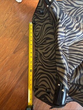 Van Kathy Leeland Zebra Print Weekender Bag - Black & Gray